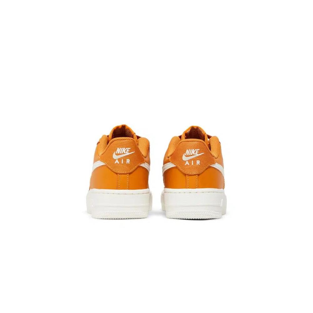 Кроссовки Nike Air Force 1 LV8 2 GS 'Monarch Canvas' 6