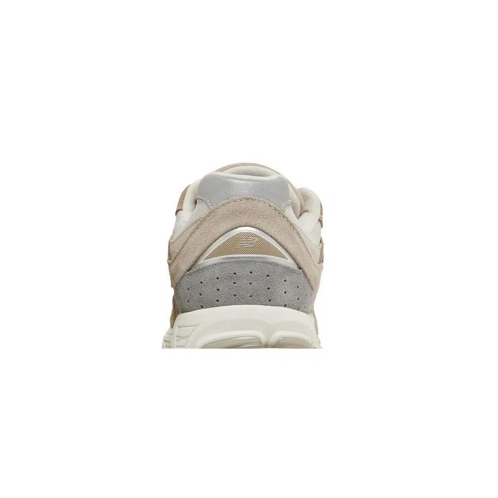 Кроссовки New Balance 2002R 'Driftwood' 7