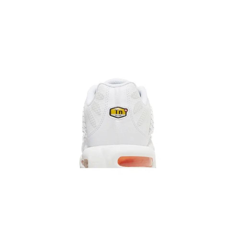 Кроссовки Nike Air Max Plus Utility 'White Safety Orange' 7