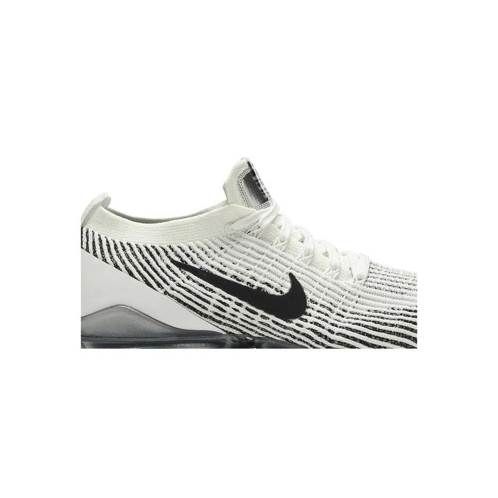 Кроссовки Nike Air VaporMax Flyknit 3 'Zebra' 2