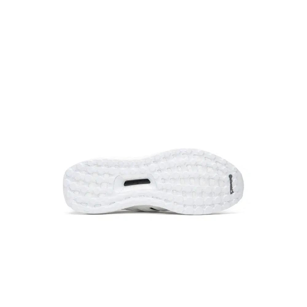 Кроссовки Undefeated x adidas UltraBoost 4.0 'White' 4
