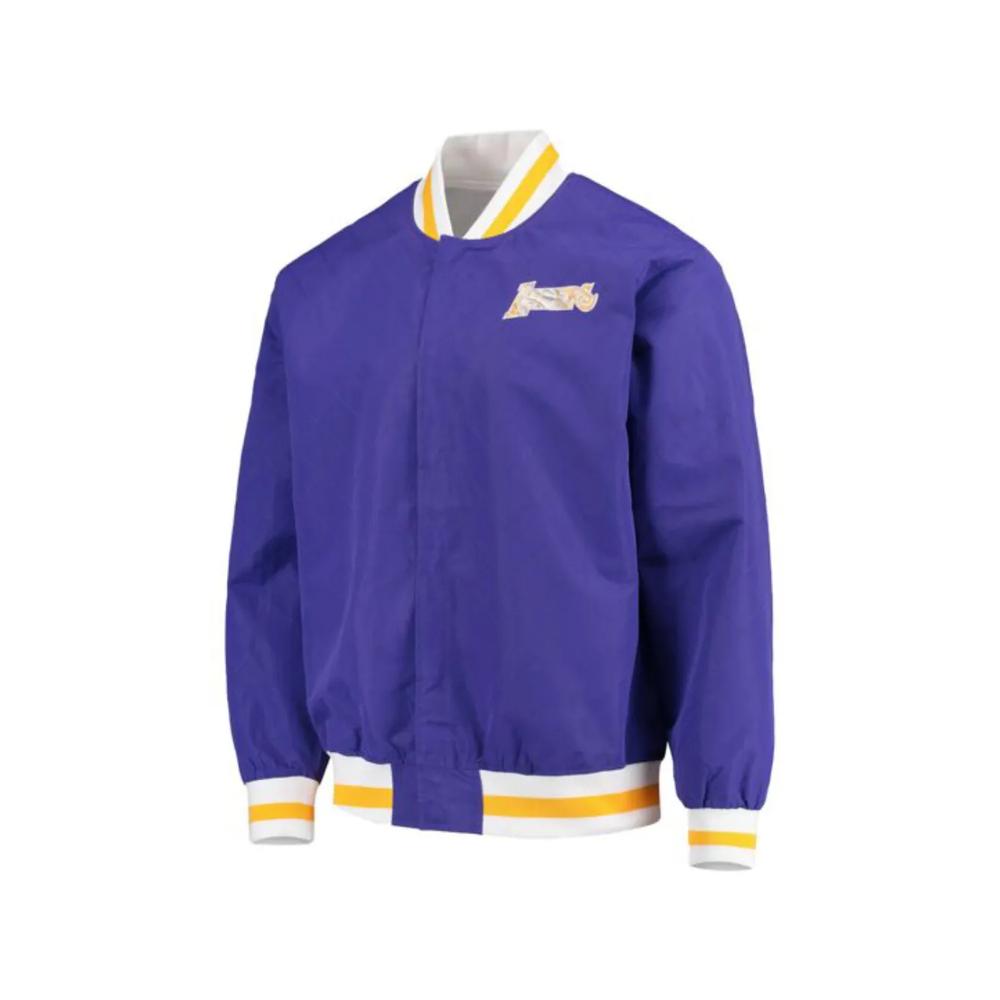 Бомбер 75th Anniversary из коллаборации с NBA и Los Angeles Lakers 1