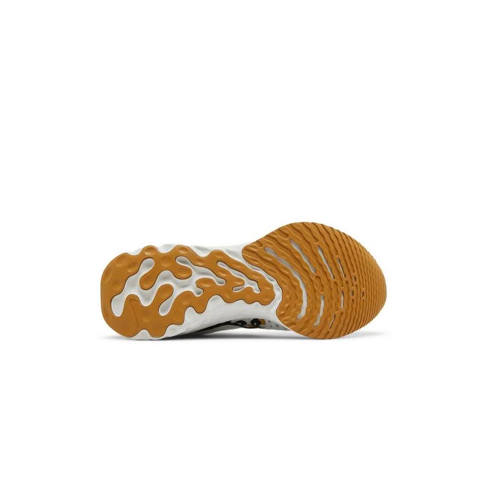 Кроссовки Nike Wmns React Infinity Run Flyknit 2 'Leopard' 4