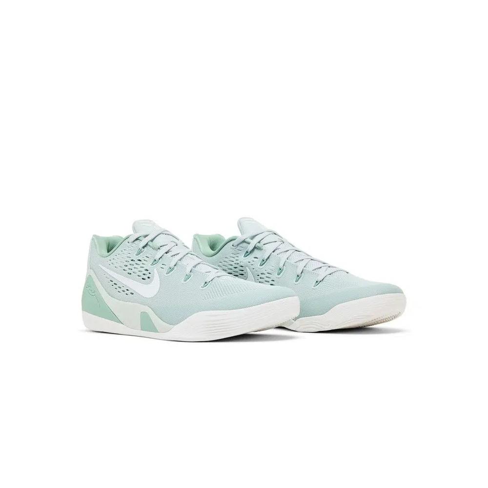 Баскетбольная обувь Performance Nike Kobe 9 Low EM Protro 'Light Silver' 8