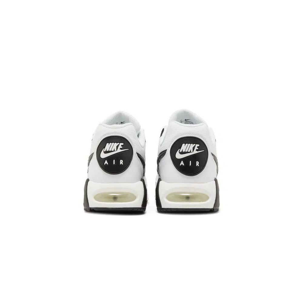 Кроссовки Nike Air Max IVO 'White Black' 6