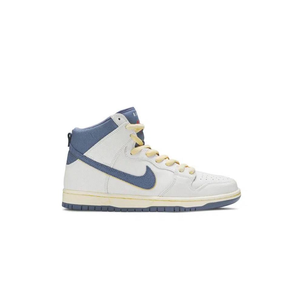Atlas x Nike Dunk High SB 'Lost At Sea' 1