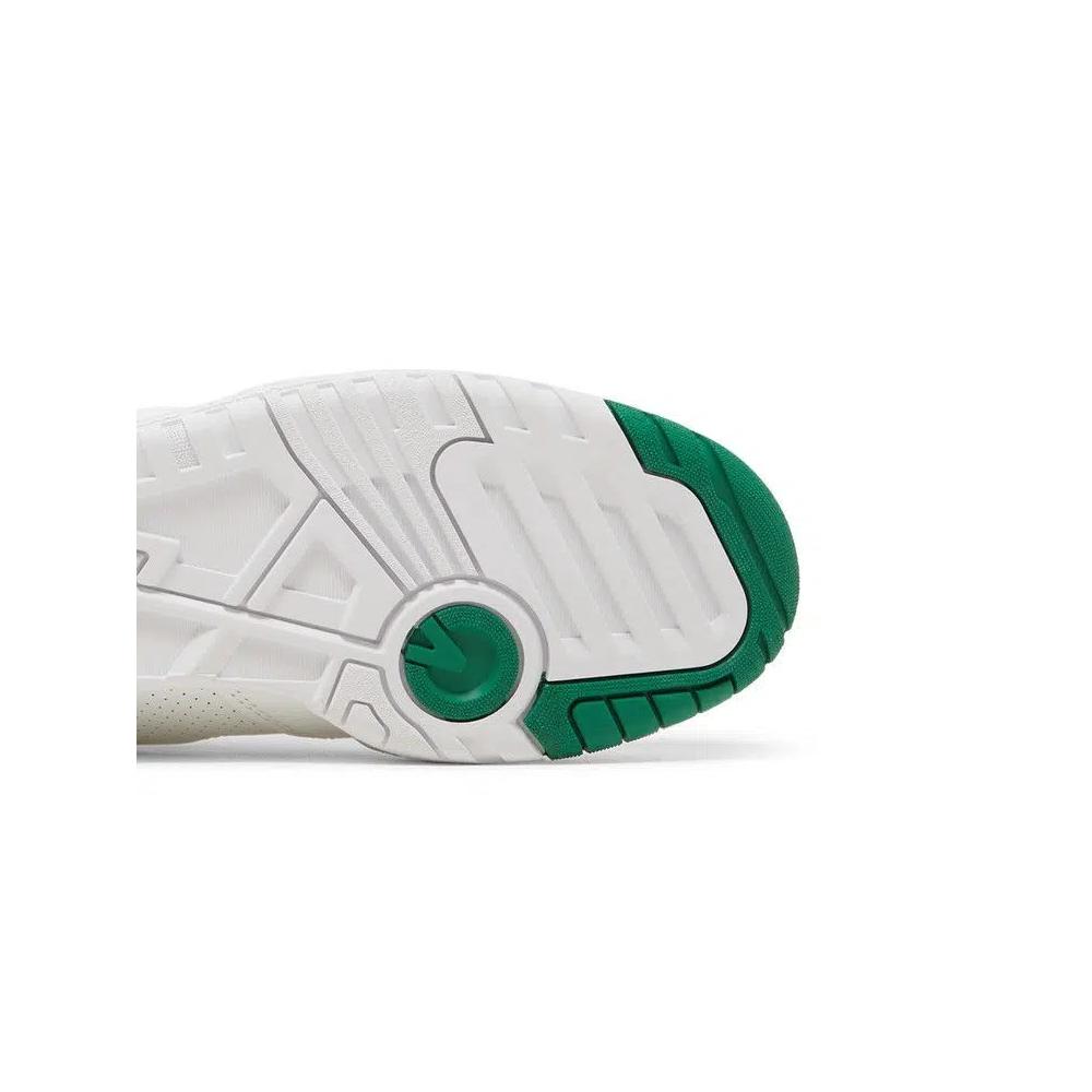Кроссовки New Balance Men's 550 'White Classic Pine' 5