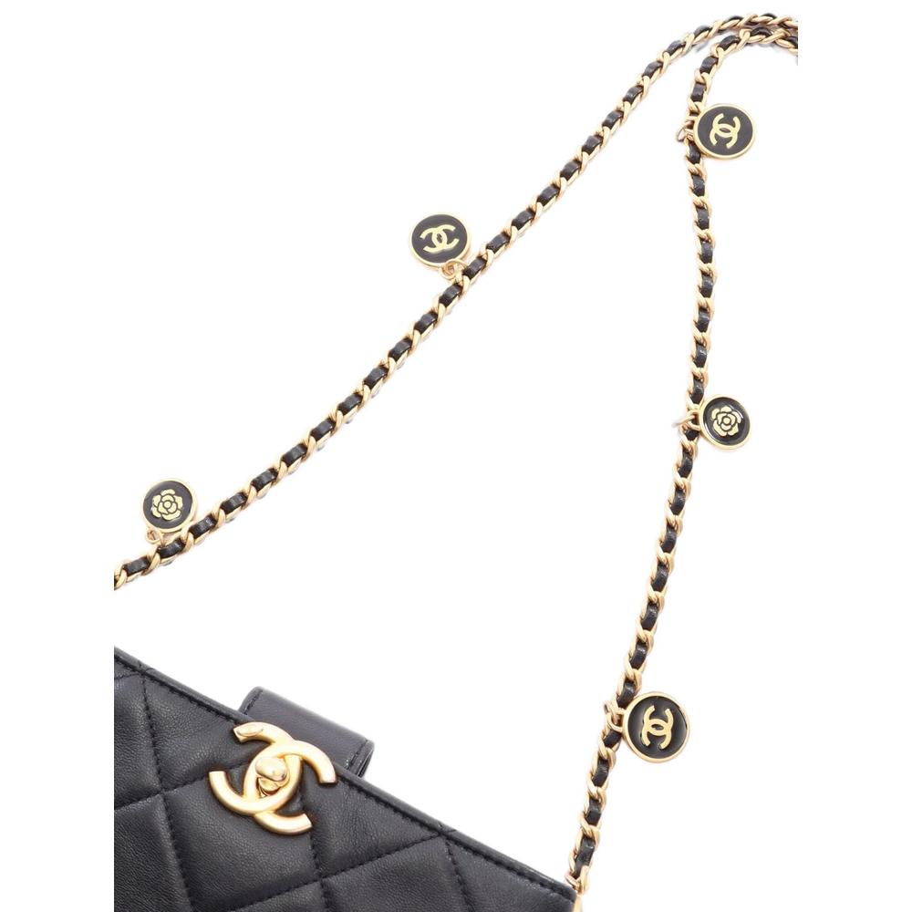 2021 quilted bucket bag 4