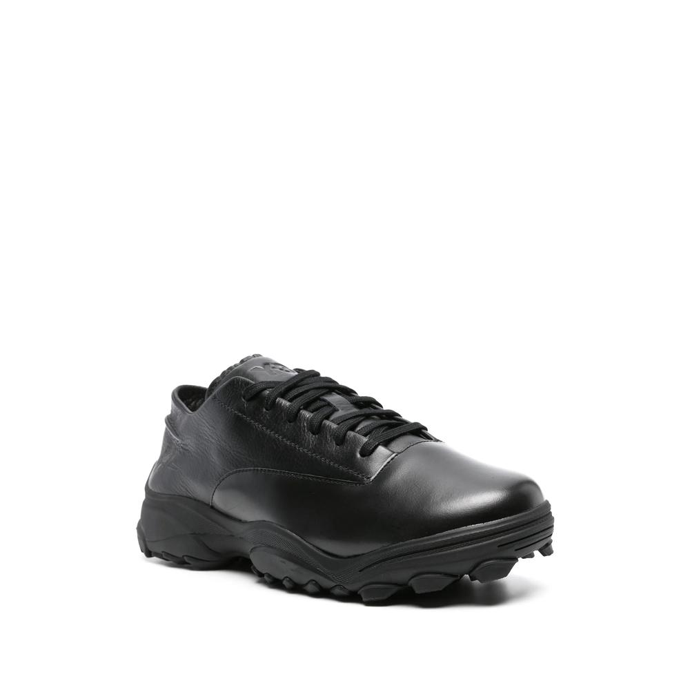 Кроссовки GSG9 из коллаборации с adidas 2