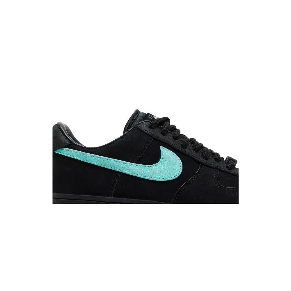 Кроссовки Tiffany & Co. x Nike Air Force 1 Low '1837' 2