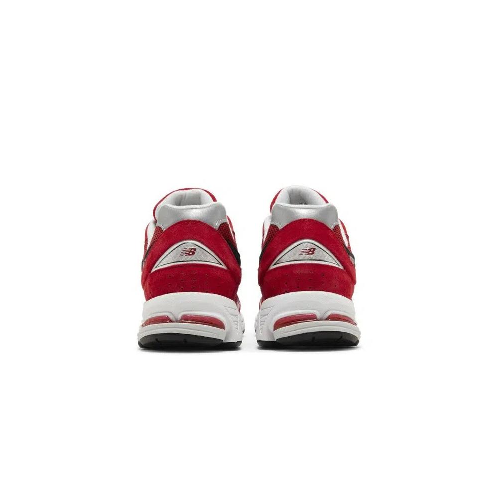 Кроссовки New Balance 2002R 'Team Red' 6