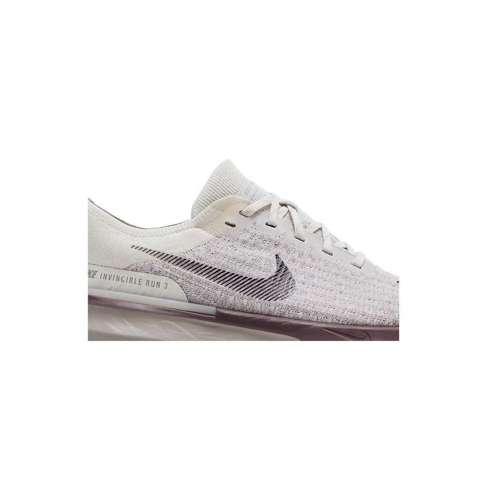 Кроссовки Nike ZoomX Invincible Run Flyknit 3 'Phantom Burgundy Crush' 2
