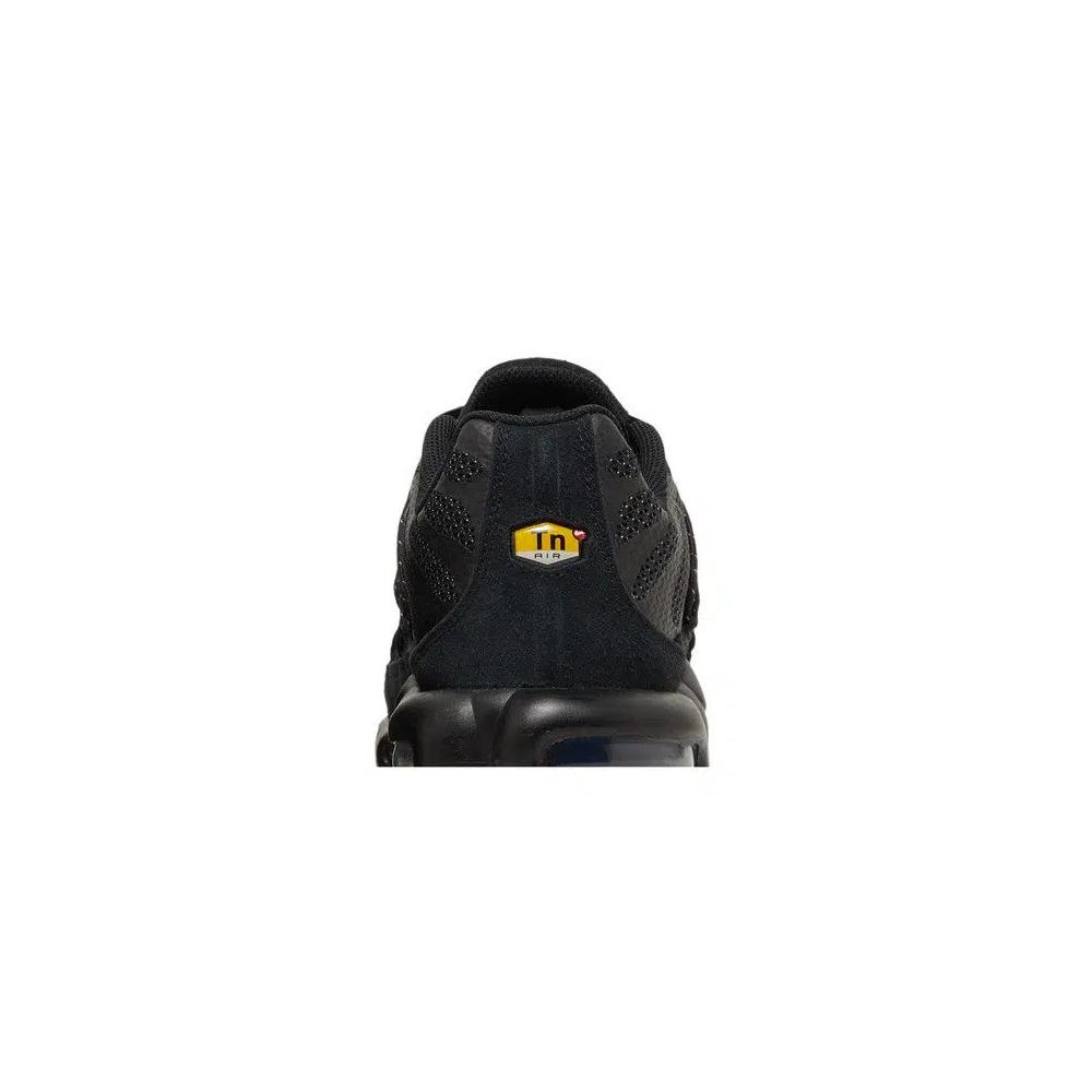 Кроссовки Nike Air Max Plus Utility 'Black Metallic Silver' 7