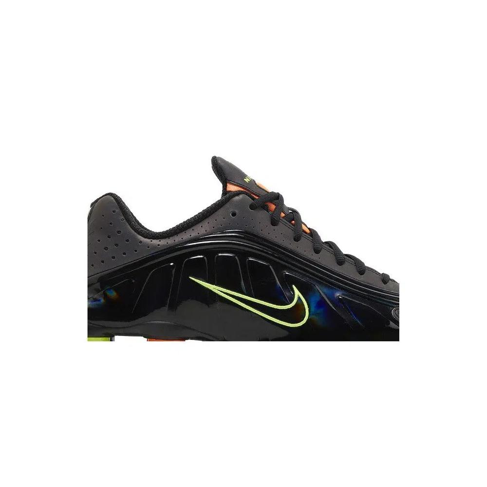 Кроссовки Nike Shox R4 'Black Multi Volt' 3