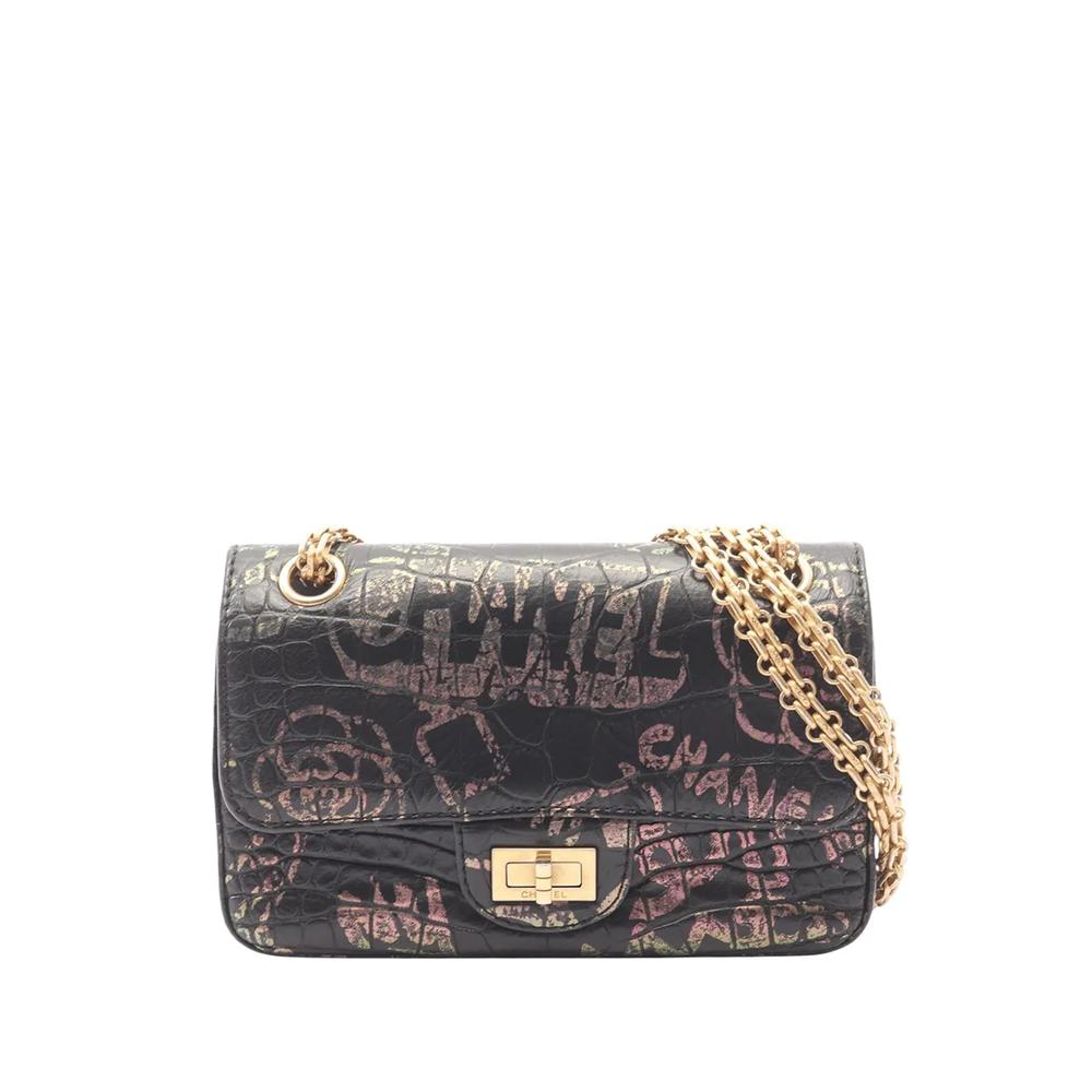 Сумка на плечо 2.55 Cocodile Reissue Flap Bag с тиснением под кожу крокодила (2019 год) 1