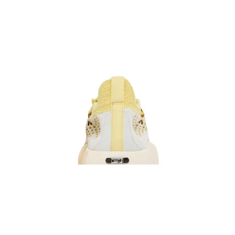 Обувь Nike Mind 002 Flyknit 'Light Bone Saturn Gold' 7
