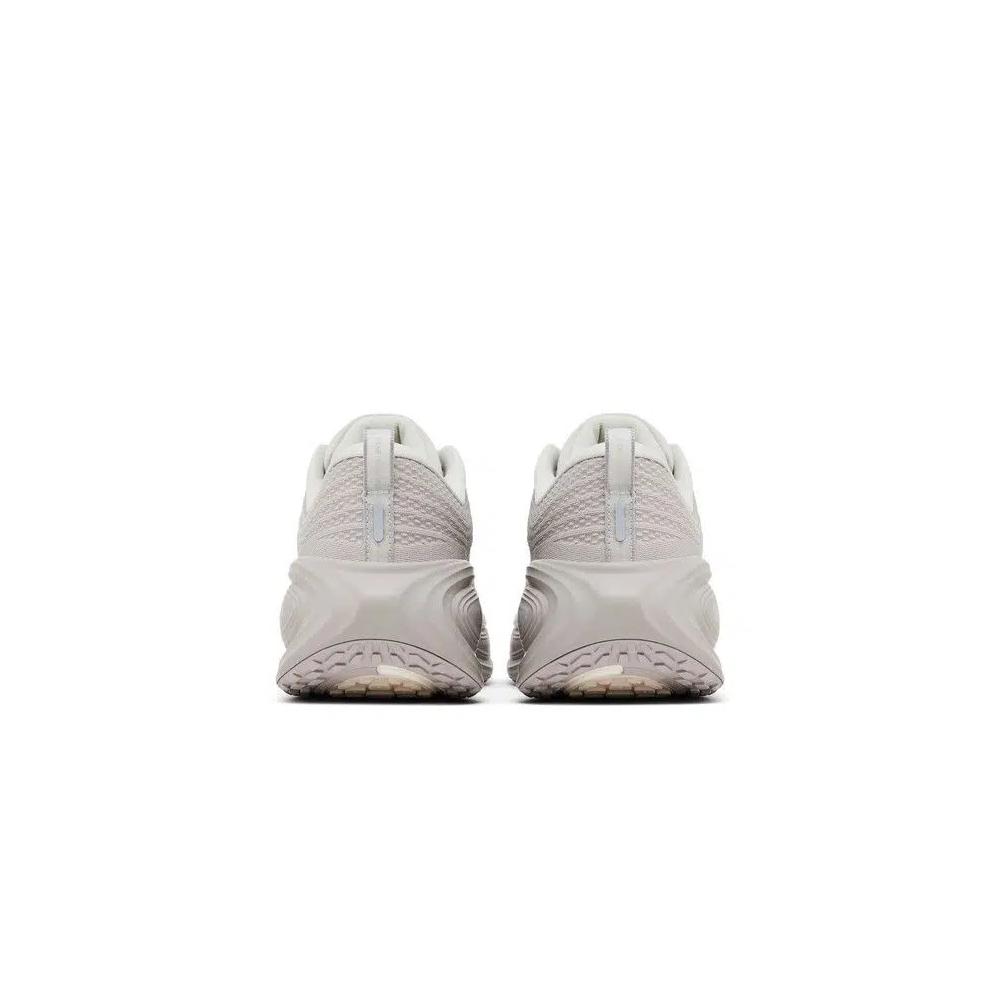 Кроссовки Nike Vomero Plus 'Light Orewood Brown' 6