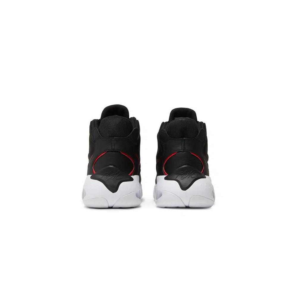 Кроссовки Air Jordan Max Aura 4 'Bred' 6