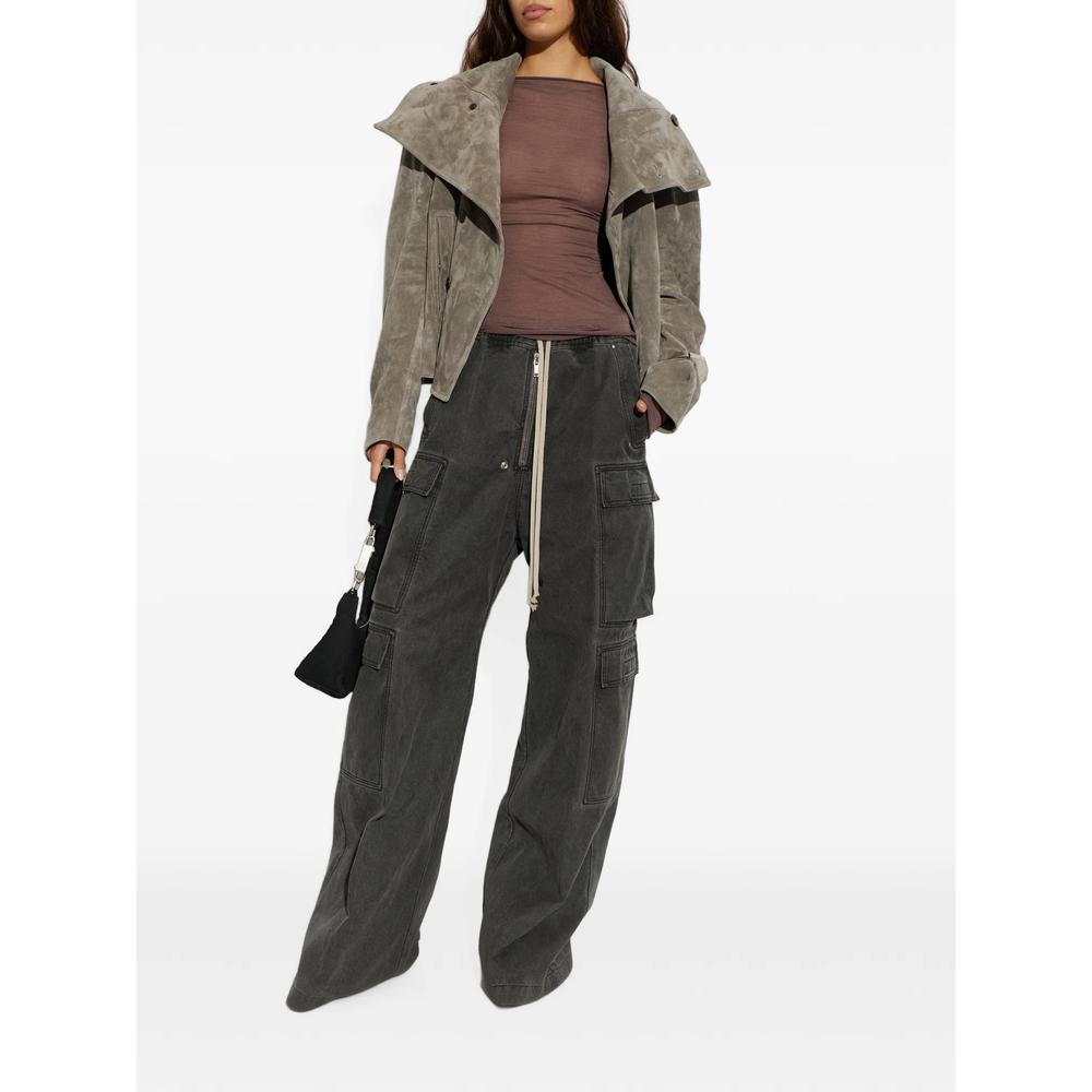 wide-leg cargo pants 2