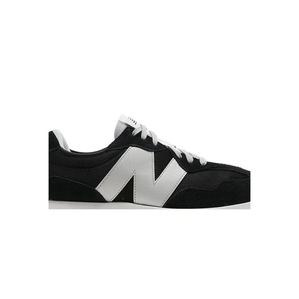 Кроссовки New Balance 327 'Black Metallic Silver' 2