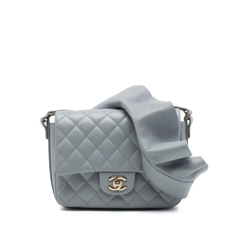 Стеганая сумка через плечо Bolero de Chanel Flap (2020 год) 1