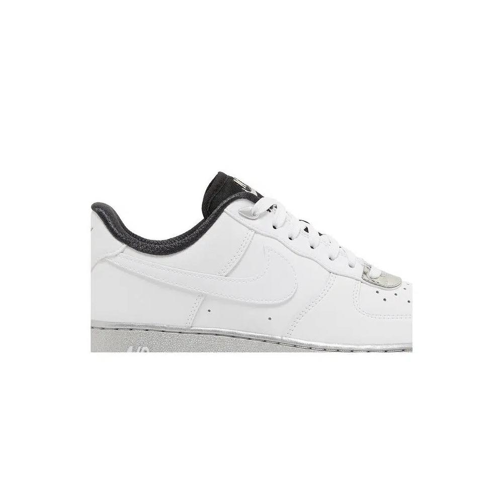 Кроссовки Nike Wmns Air Force 1 07 SE 'Chrome Pack - White' 2