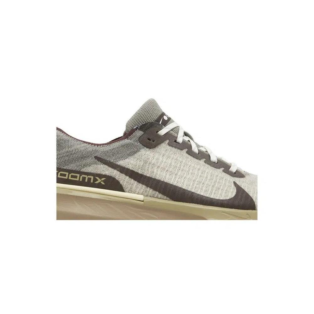Кроссовки Nike ZoomX Invincible 3 'Dark Stucco' 2
