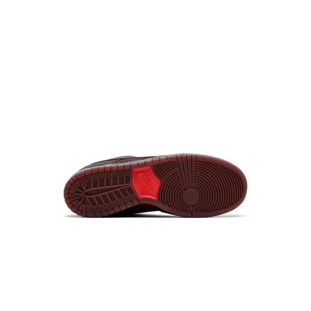 Кроссовки Nike Dunk Low SB 'Krampus' 4
