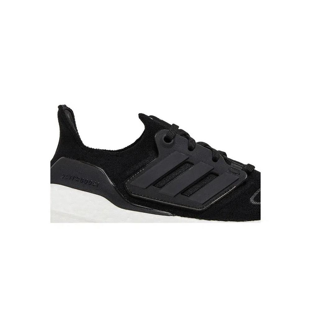 Кроссовки adidas Wmns UltraBoost 22 'Black White' 2