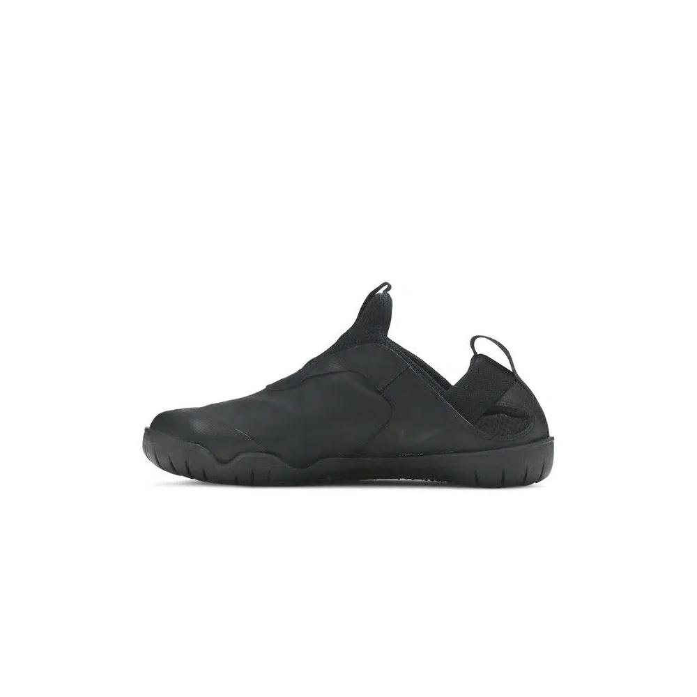 Повседневный бег Nike Zoom Pulse 'Triple Black' 3