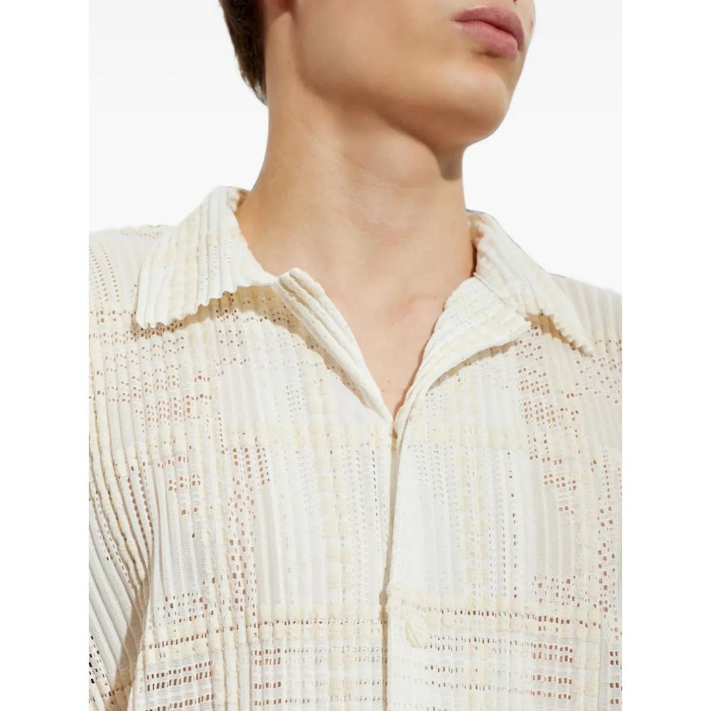 check-pattern shirt 5