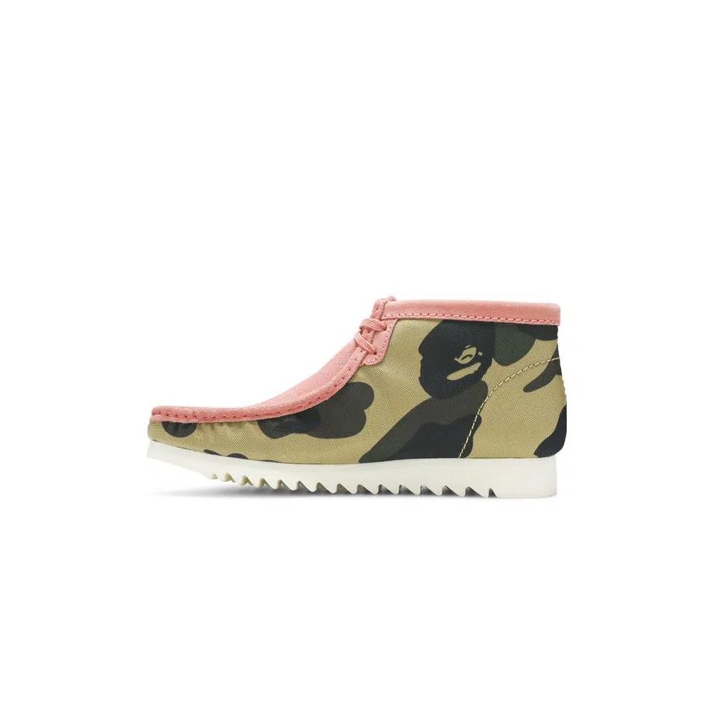 Кроссовки A Bathing Ape x Clarks Wallabee 'Coral Combi' 3