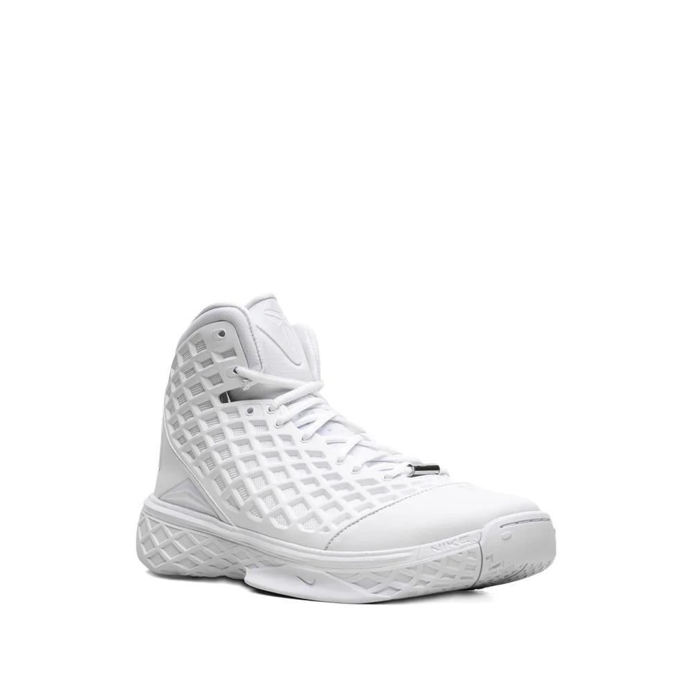 Кроссовки Kobe 3 Protro Halo 2