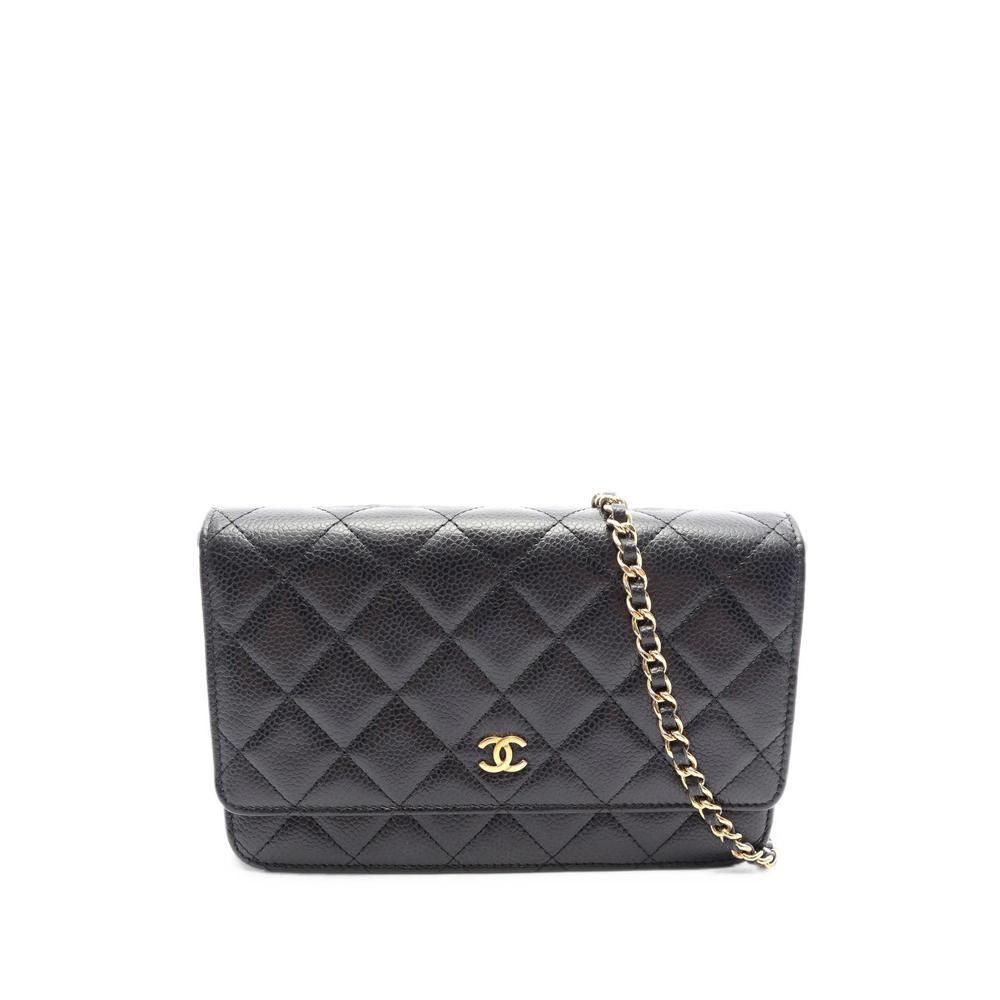 2016-2017 Matelassé caviar leather shoulder bag 1