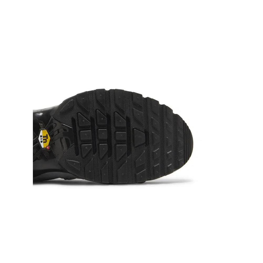 Кроссовки Nike Air Max Plus Utility 'Wolf Grey Black' 5