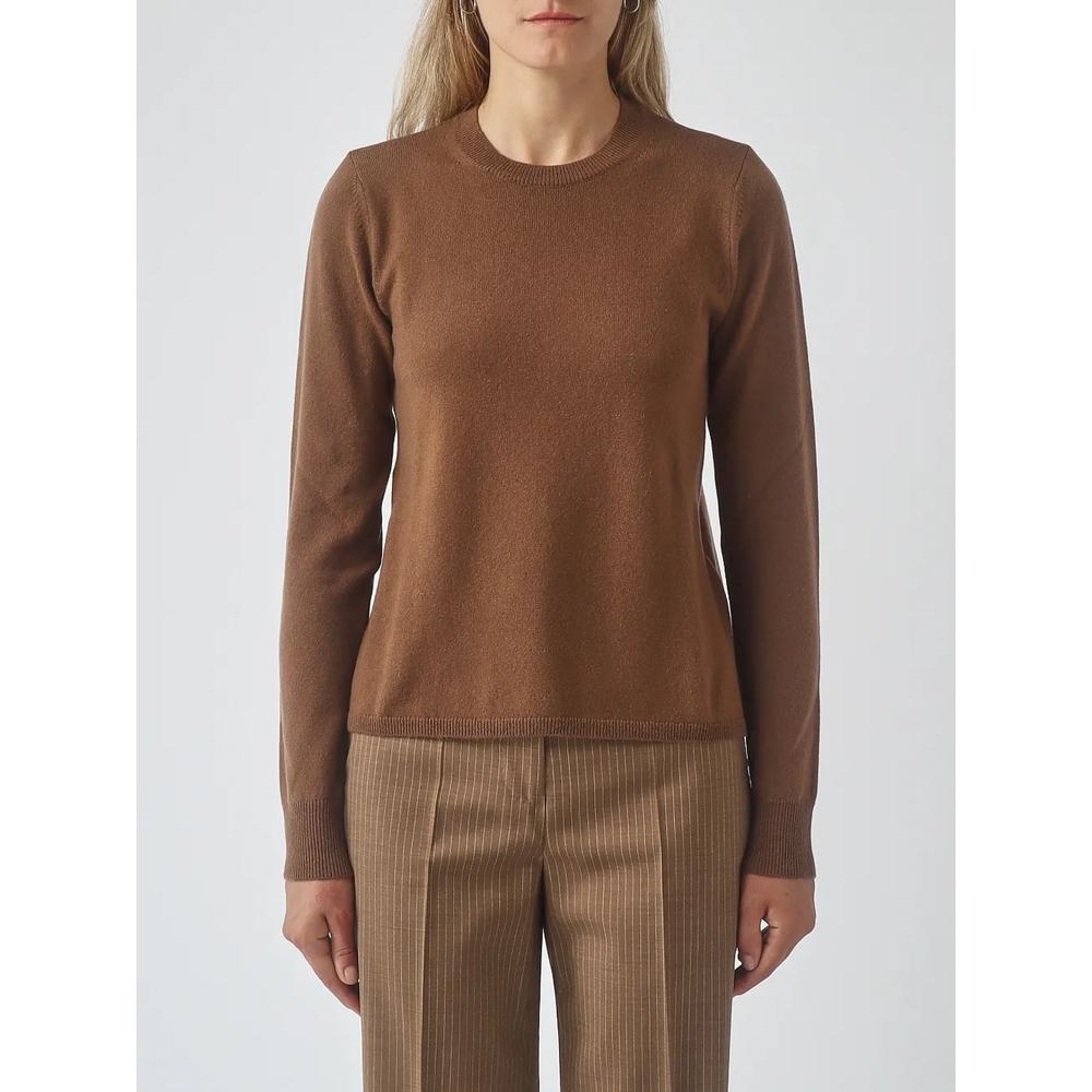 crew-neck long-sleeve sweater 1
