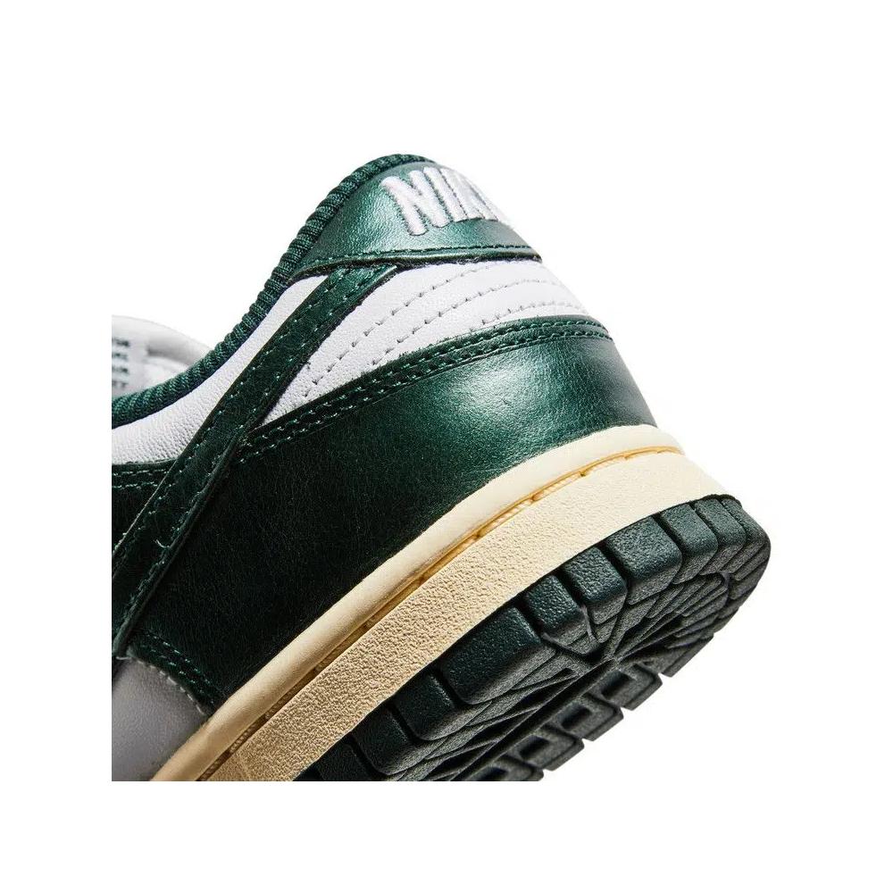 Кроссовки Nike Wmns Dunk Low 'Vintage Green' 9