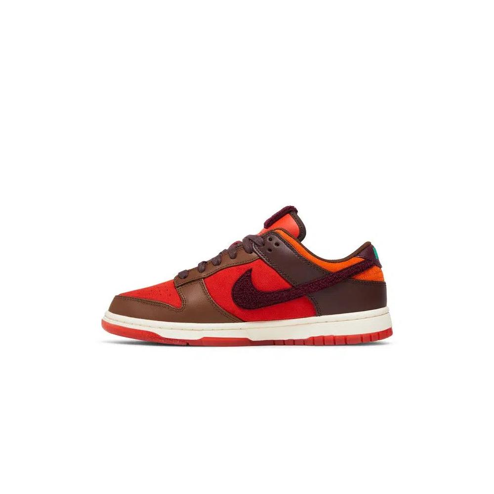Кроссовки Nike Dunk Low 'Year of the Rabbit - Light Crimson' 3