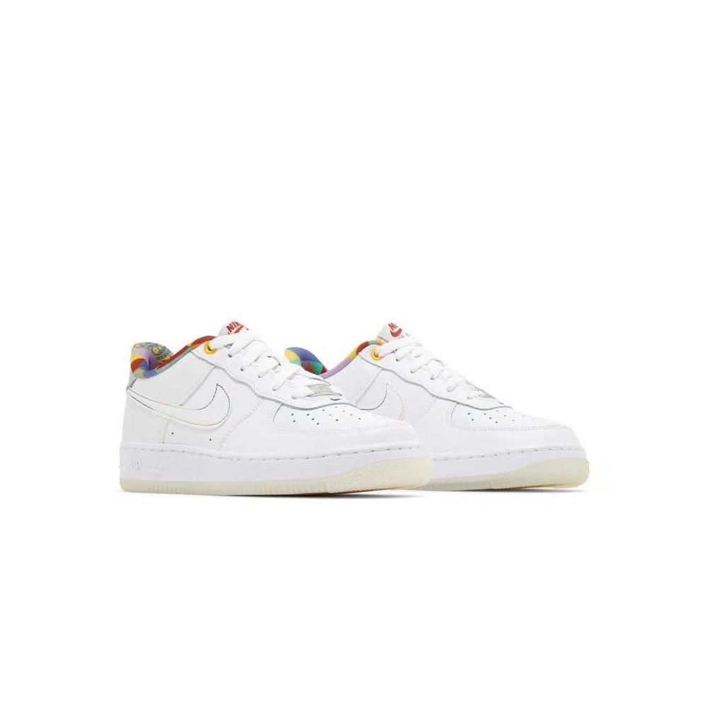 Кроссовки Nike Air Force 1 Low GS 'Playful Print' 8