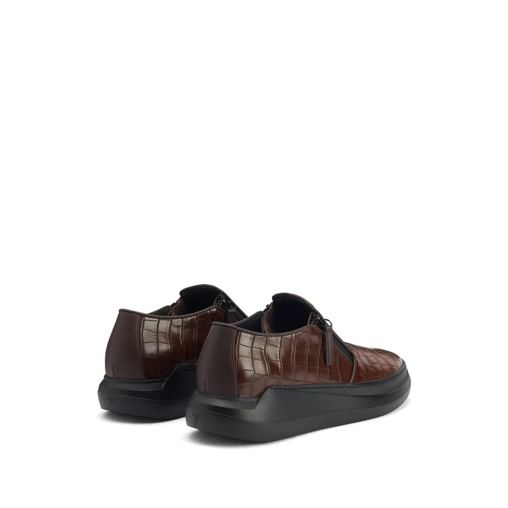 Массивные кроссовки Conley Zip 3
