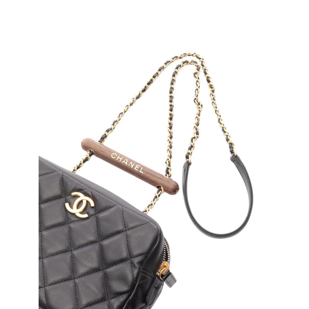 Сумка-сэтчел Mini CC Quilted Lambskin Bowling Bag (2021-2026 годы) 2