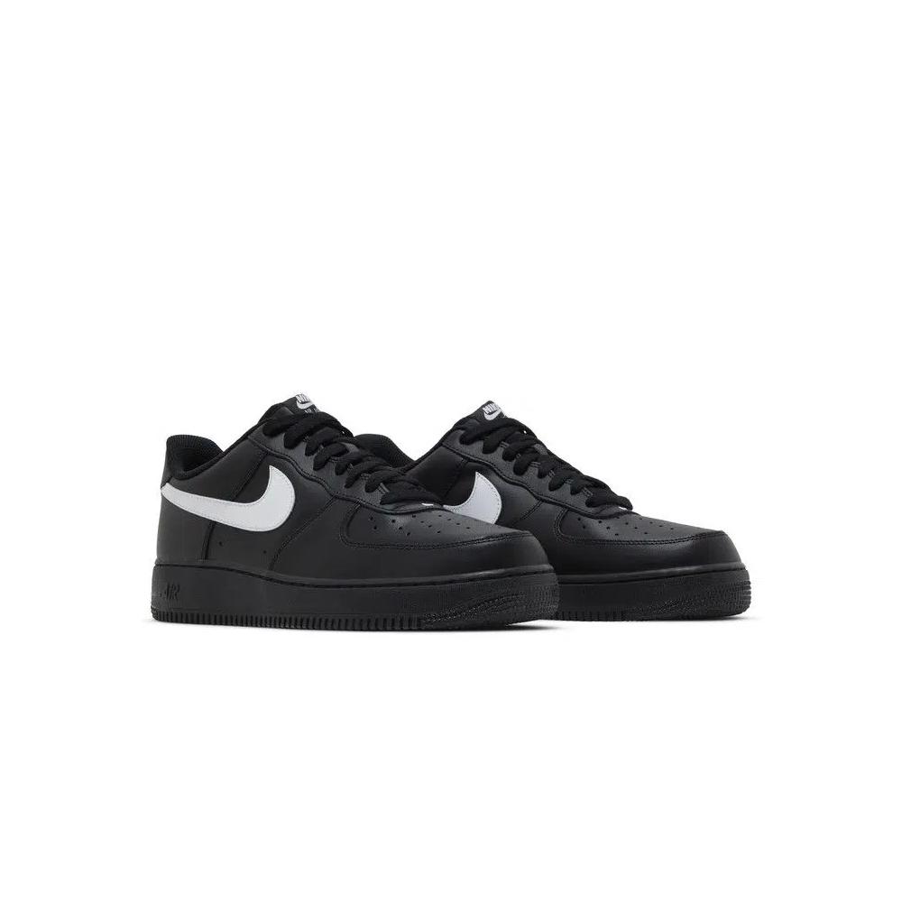 Кроссовки Nike Men's Air Force 1 '07 'Black White' 8