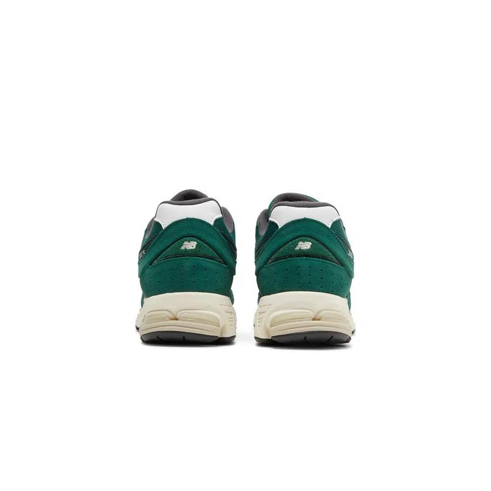 Кроссовки New Balance 2002R 'Suede Pack - Forest Green' 6