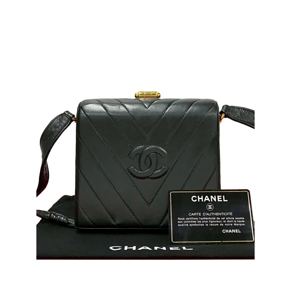 Сумка через плечо CC Chevron Lambskin Box (1991-1994 годы) 2