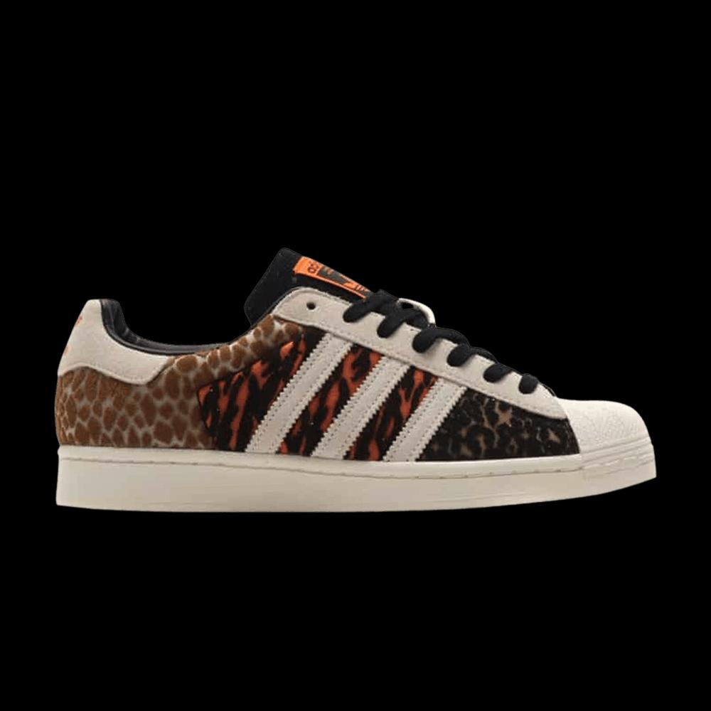 Кроссовки atmos x adidas Superstar «Crazy Animal» 1