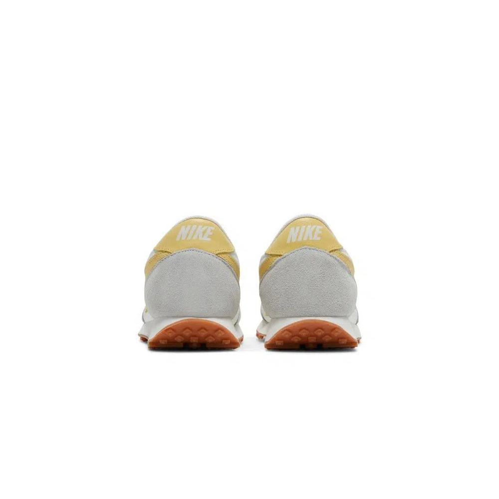 Кроссовки Nike Wmns Daybreak 'Summit White Saturn Gold' 6