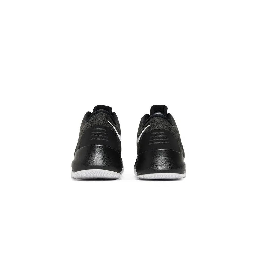Кроссовки Nike Air Versitile 2 'Black White' 6