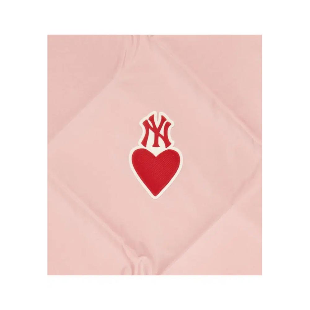 ЖЕНСКАЯ ЛЕГКАЯ ПУХОВАЯ КУРТКА С ВЫРЕЗОМ СЕРДЦЕ NEW YORK YANKEES 4