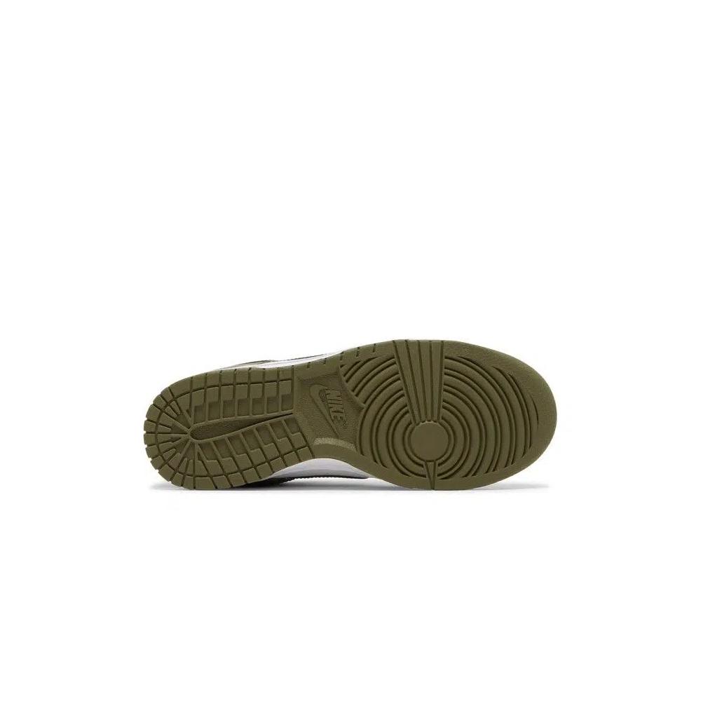 Кроссовки Nike Wmns Dunk Low 'Medium Olive' 4
