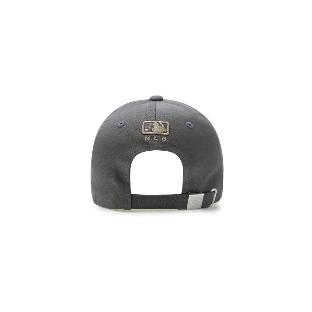 VARSITY VINTAGE СТРУКТУРИРОВАННАЯ БЕЙСБОЛКА NEW YORK YANKEES 4